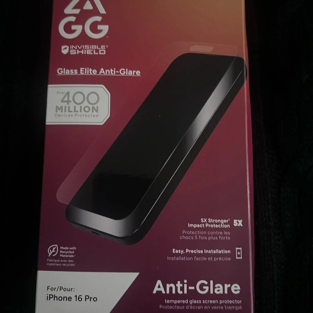 ZAGG InvisibleShield Privacy Screen Protector for Samsung Galaxy S24 - Black